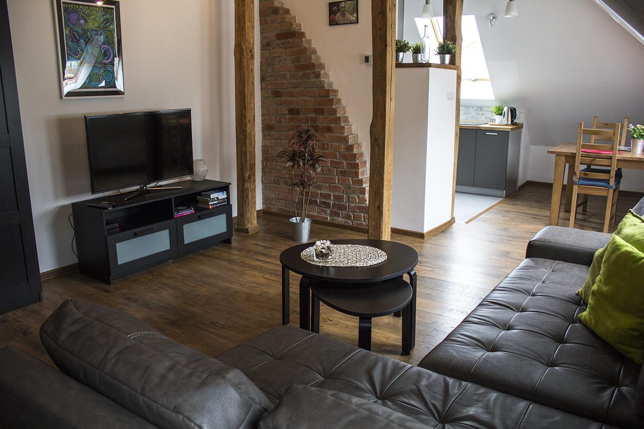 Apartament Przy Rynku オポーレ エクステリア 写真