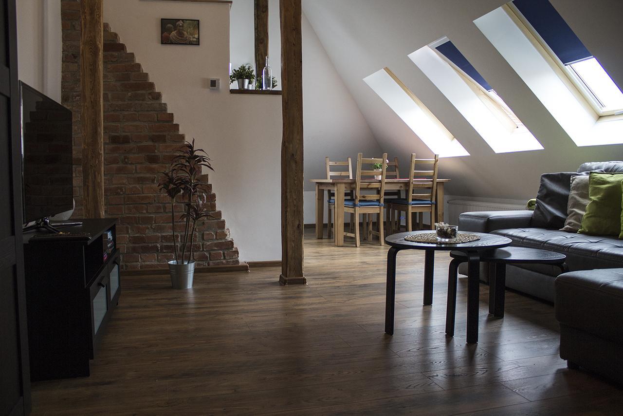 Apartament Przy Rynku オポーレ エクステリア 写真
